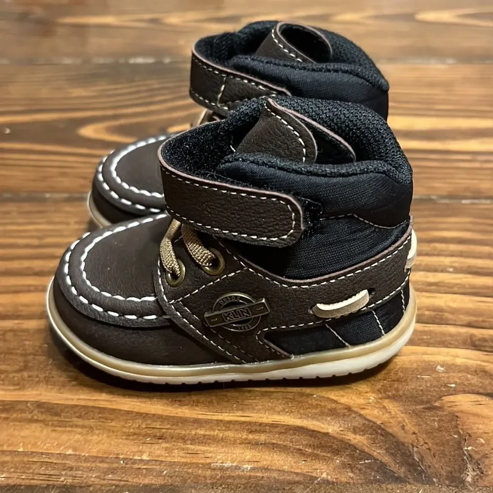 NWOT KLIN Brown Anatomical Baby Shoes USA size 2 1/2